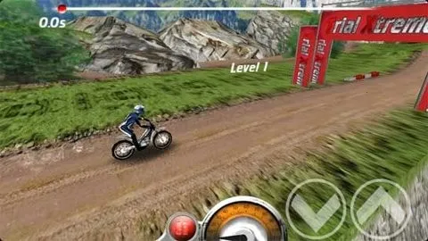 trial xtreme����Ħ��(Ħ�о�����Ϸ)v2.4 �ٷ�����