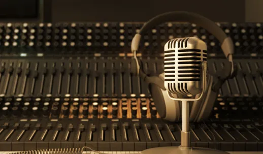 С������